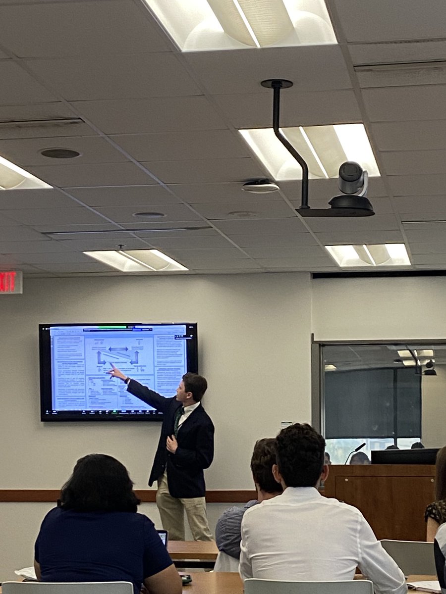 Lab member and ⁦<a href="/TulaneMedicine/">Tulane Medicine</a>⁩ student Wesley Chastain presented a poster about his review paper addressing estrogen, the peripheral immune system and major depression at the Tulane Clinical Neurosciences Scholarly Activity Fair!