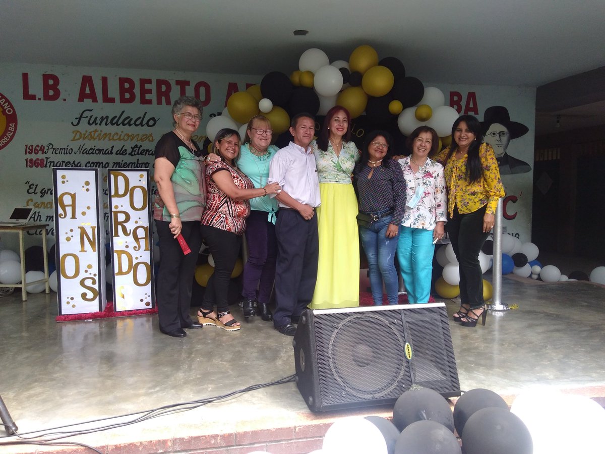 cbitaat's tweet photo. "XIV EXPOFERIA ARVELISTA". "50 años"Homenaje especial al personal jubilado @Fundabit_ @FundabitBnas @_LaAvanzadora @cristianbr12 https://t.co/7ddMSL2g1S