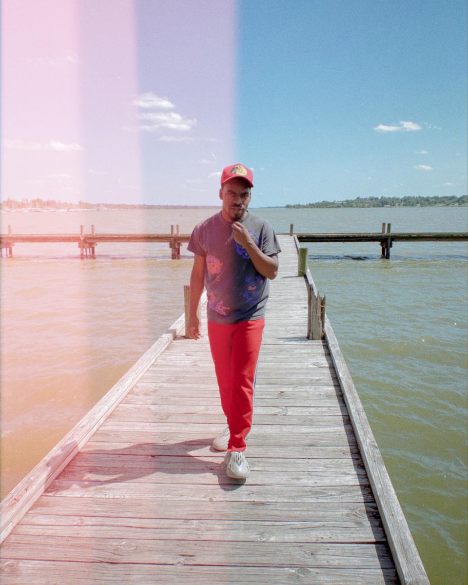 backwood_Q's tweet photo. Year 28! 🎈
NEW MUSIC FRIDAY! #VRNO https://t.co/YNra3YWgMI