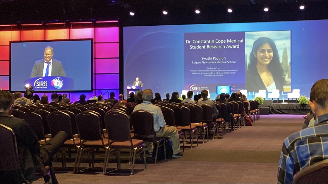 SwathiPavuluri_'s tweet photo. Beyond honored to be recognized by SIR through the Summer Medical Internship Program and as a recipient of the Constantin Cope Medical Student Award. Incredibly grateful to both @SIRspecialists and @rahulshethmd for the chance to be a part of such exciting research+experiences! https://t.co/J9Lc9G0S68