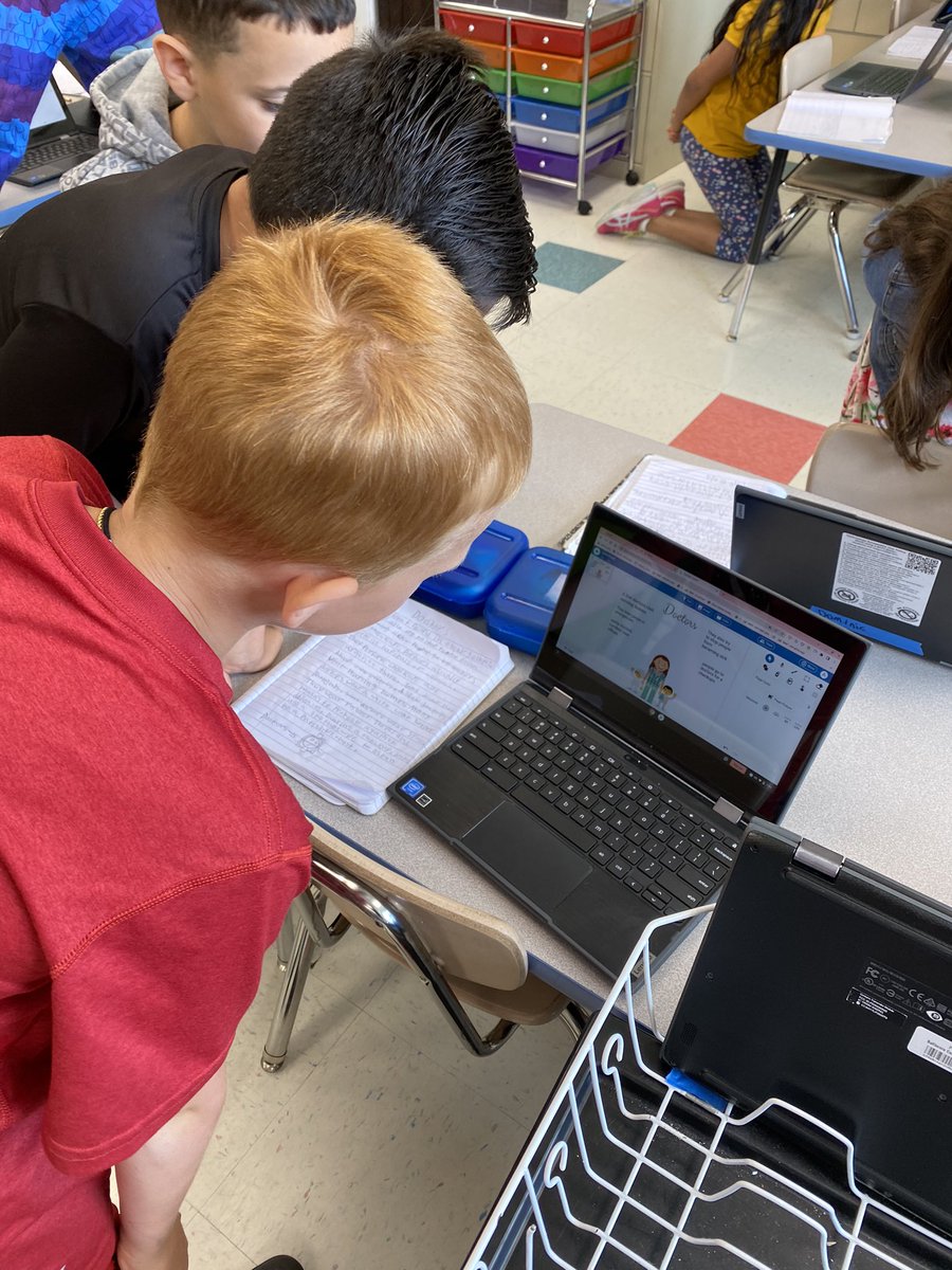 Adrienne Ross tweet media