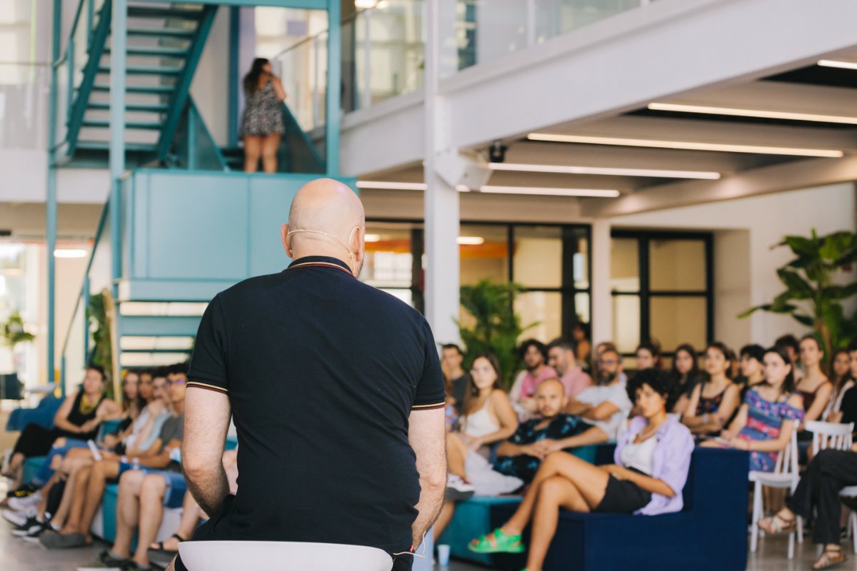 València Design Fest tweet media