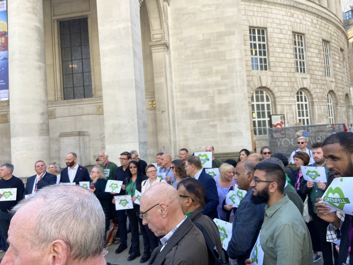 wwi11iam's tweet photo. Forever in our heart’s 💚 #Grenfell #GrenfellTower #foreverinourhearts #flammablecladding @BH_CAG @AndyBurnhamGM @MayorofGM @GrenfellUnited @officialJ4G https://t.co/TPrMdCPxt1