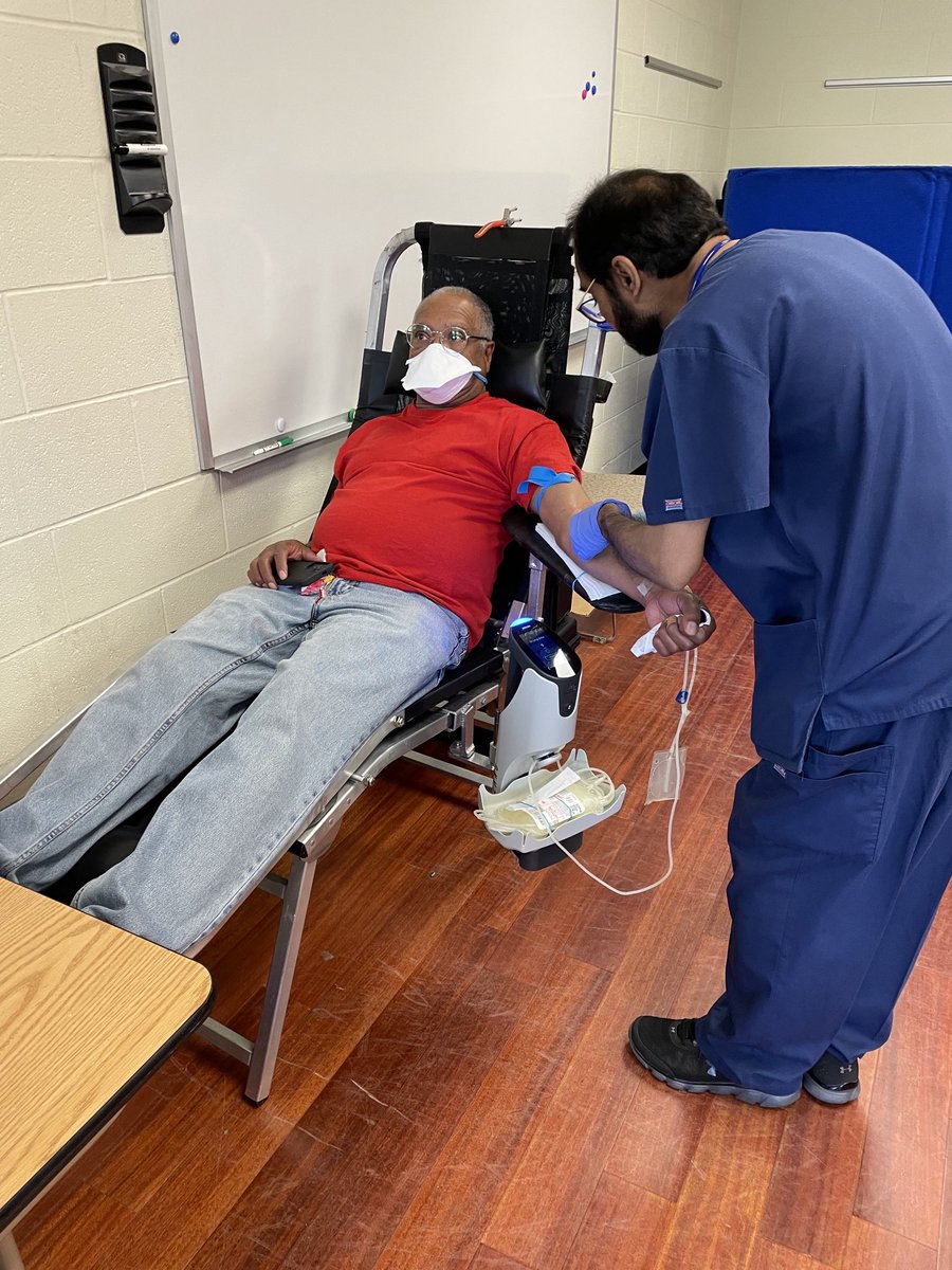 NYSDOTHV's tweet photo. Our amazingly dedicated regional employees participated in yet another Blood Drive, which could potentially save 135 lives. That’s right, our folks are yet again giving back to the communities that we serve and live in!
Awesome stuff! https://t.co/yddGqDknTl
