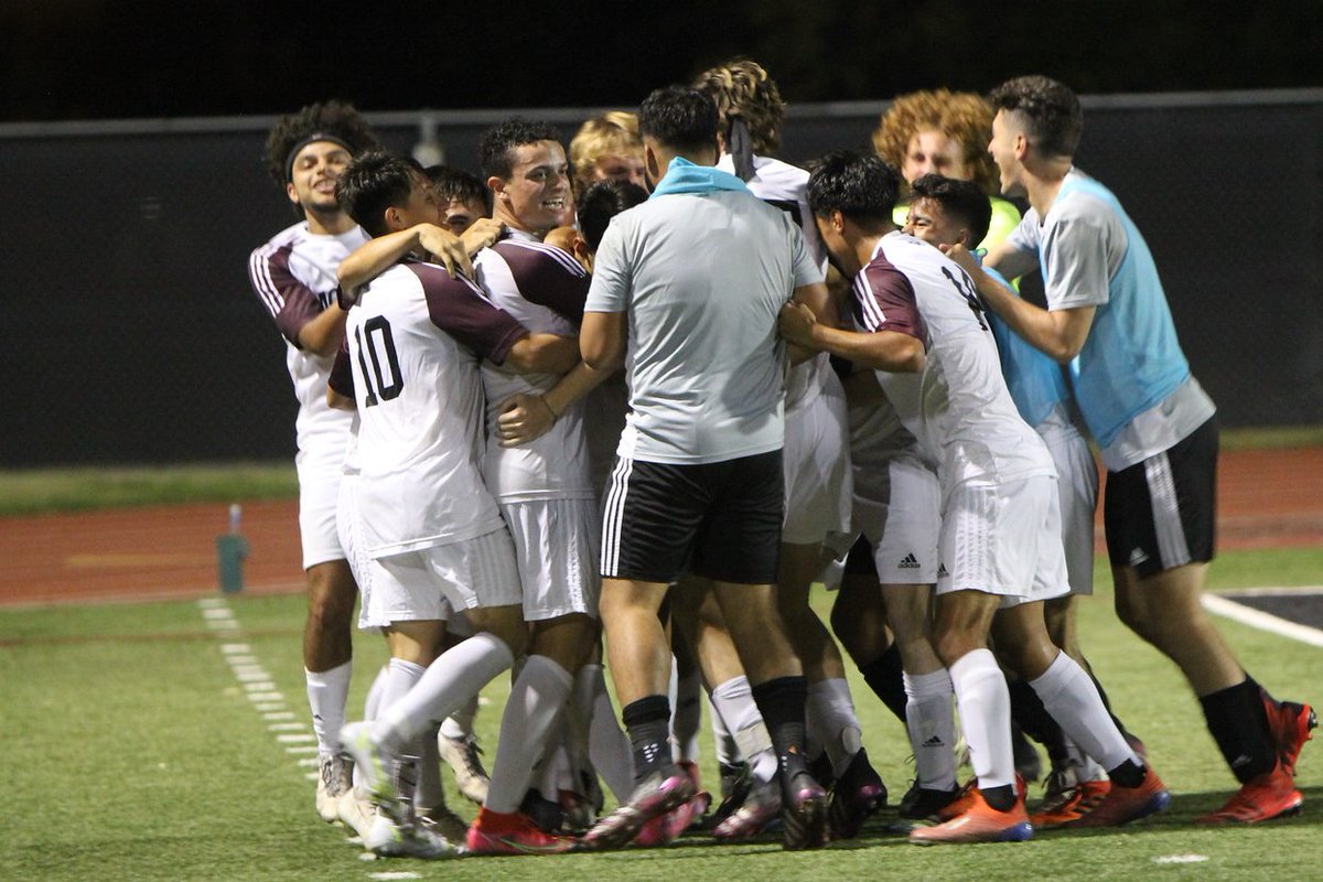 McMurry Athletics tweet media