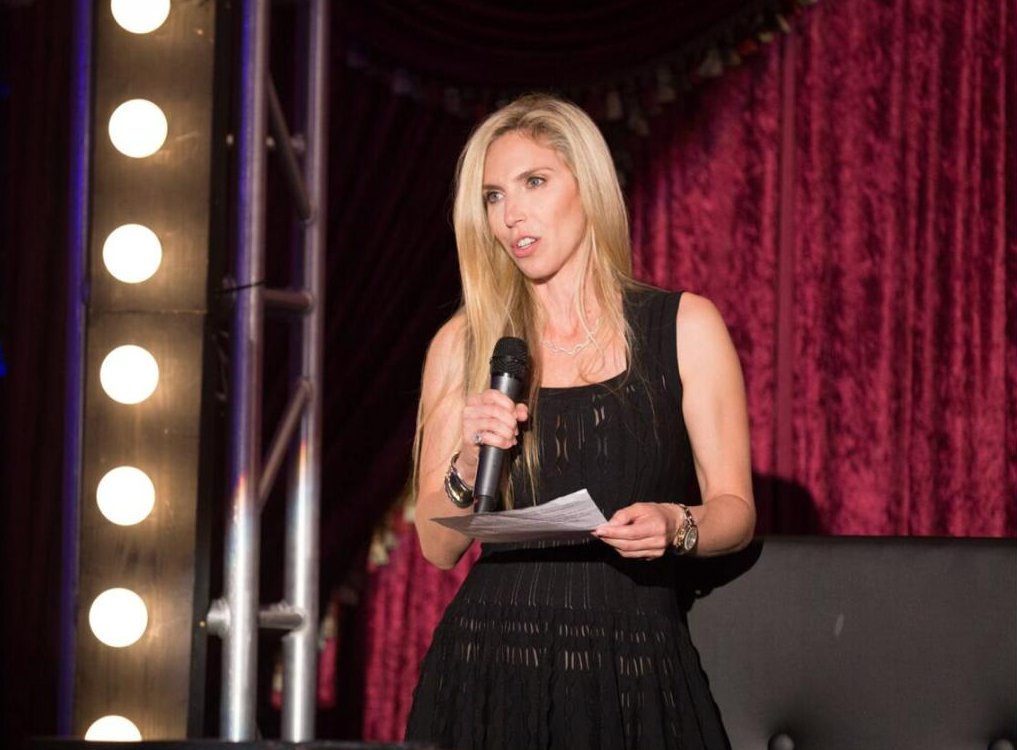FWD_BTC's tweet photo. Nicole McGraw has been announced as a speaker at #NFTNYC on June 21st at 3PM in the Marriott!

@nicolemcgrawart will be on a panel discussing "How to Launch a Quality NFT Project 101" along with @butterfliesinsp @MikaelaDavis @sambrukhman @JeanneAnderson 

#BoonjiProject #NFTArt https://t.co/KwOhoKVVqj