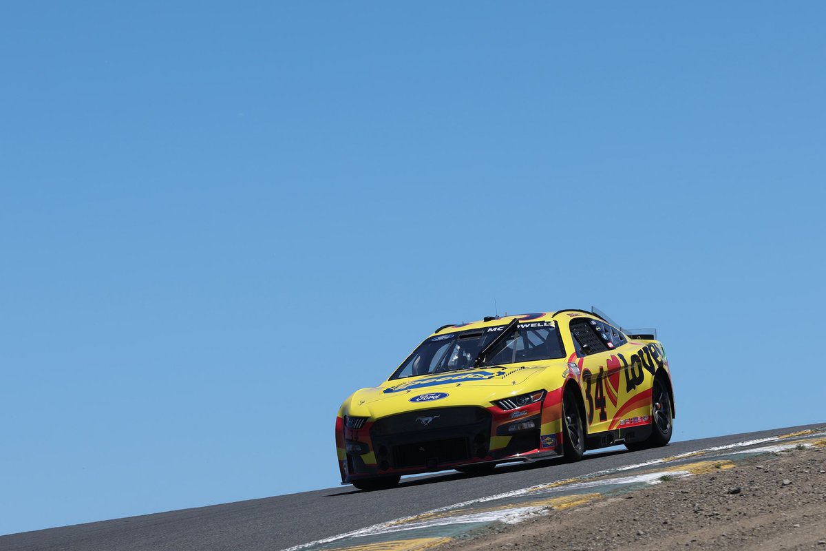 HMediaUS's tweet photo. Sonoma 📸 #nascar #motorsports #photography @CanonUSApro https://t.co/blu6gsbcE0