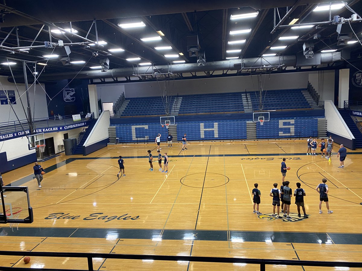 Checking out Clover HS today! Thanks Coach Jackson for allowing me to come down and watch your group. Look forward to watching the Blue Eagles this upcoming year. #PhenomHoops