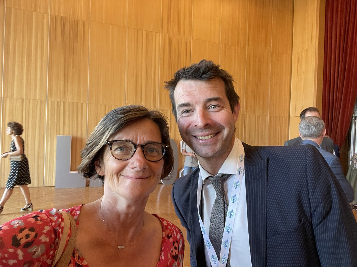 agnesfirmin's tweet photo. C’est au #havre, les #AssisesEMR organisées @ser_enr et Seanergy. Parce que l’éolien #offshore est une composante importante de la #TransitionEnergetique, fière que notre ville et notre territoire soient mobilisés pour accompagner cette filière. https://t.co/2OkbXM66kj