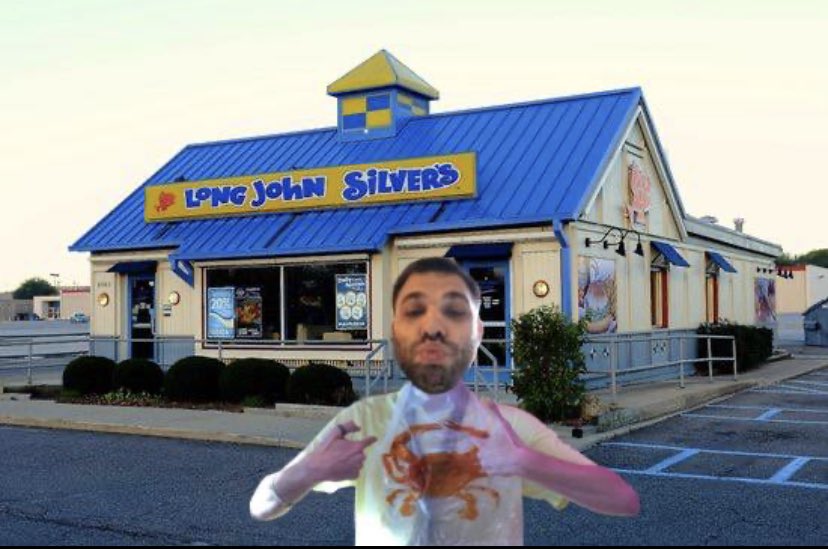 AngryNickyP's tweet photo. My friend told me about this amazing seafood spot across the street from my resort so I feasted like a king last night! #WSOP https://t.co/sbfI1gVK5b