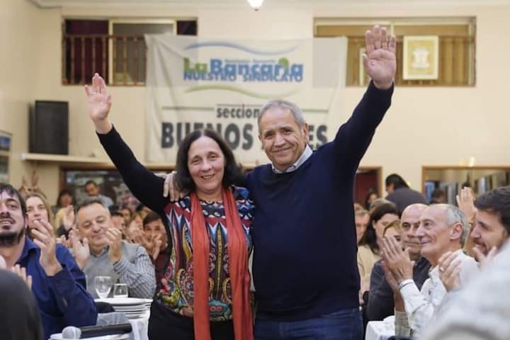 La_Bancaria's tweet photo. Nuestro Secretario General @SergioOPalazzo estuvo presente en el encuentro de las Comisiones Gremiales Internas de la @BancariaSBA , encabezado por su Secretaria General Alejandra Estoup.

Más info 👉 https://t.co/0IrqXXgVvL https://t.co/4EHHTI3ae4
