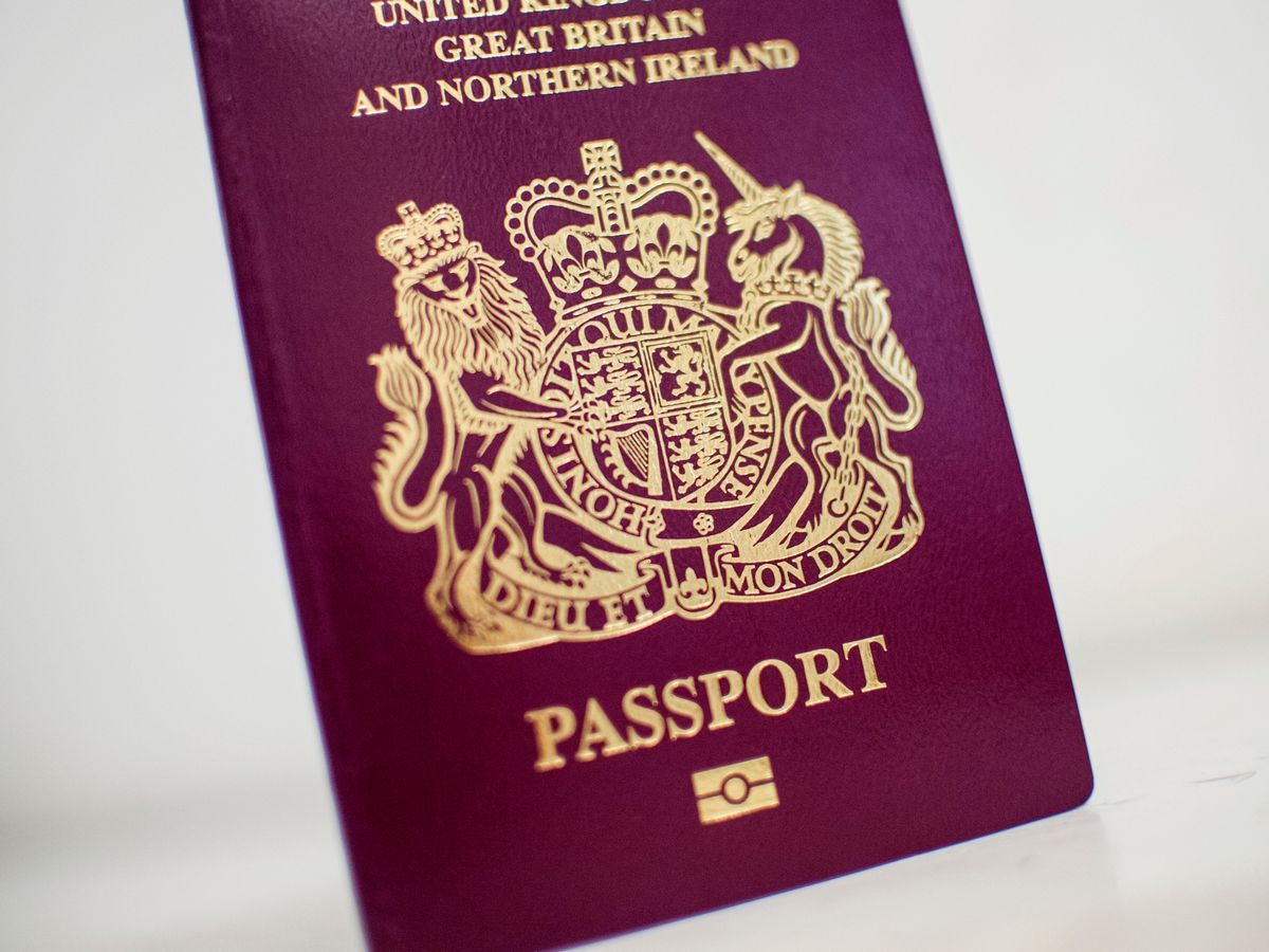 Rsfee76's tweet photo. Passport Office renewals 😡 
Absolute joke… by far the worst call centre staff I have ever dealt with.😠 10+ weeks I’m waiting for my sons renewal passport and they don’t even know what’s happening with it. Birth certificates sent, marriage certificate (will I get these back) ? https://t.co/haFCkbDzyt