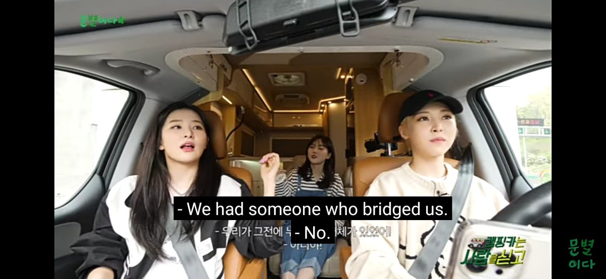 yeoububbly's tweet photo. rewatch egg yolk episode at monbyulida yt channel, and i just realized something they're talking about how they became friends and hyojung said she know seulgi because of 'her' and it was naeun I guess. S https://t.co/DO9lsx5o0D