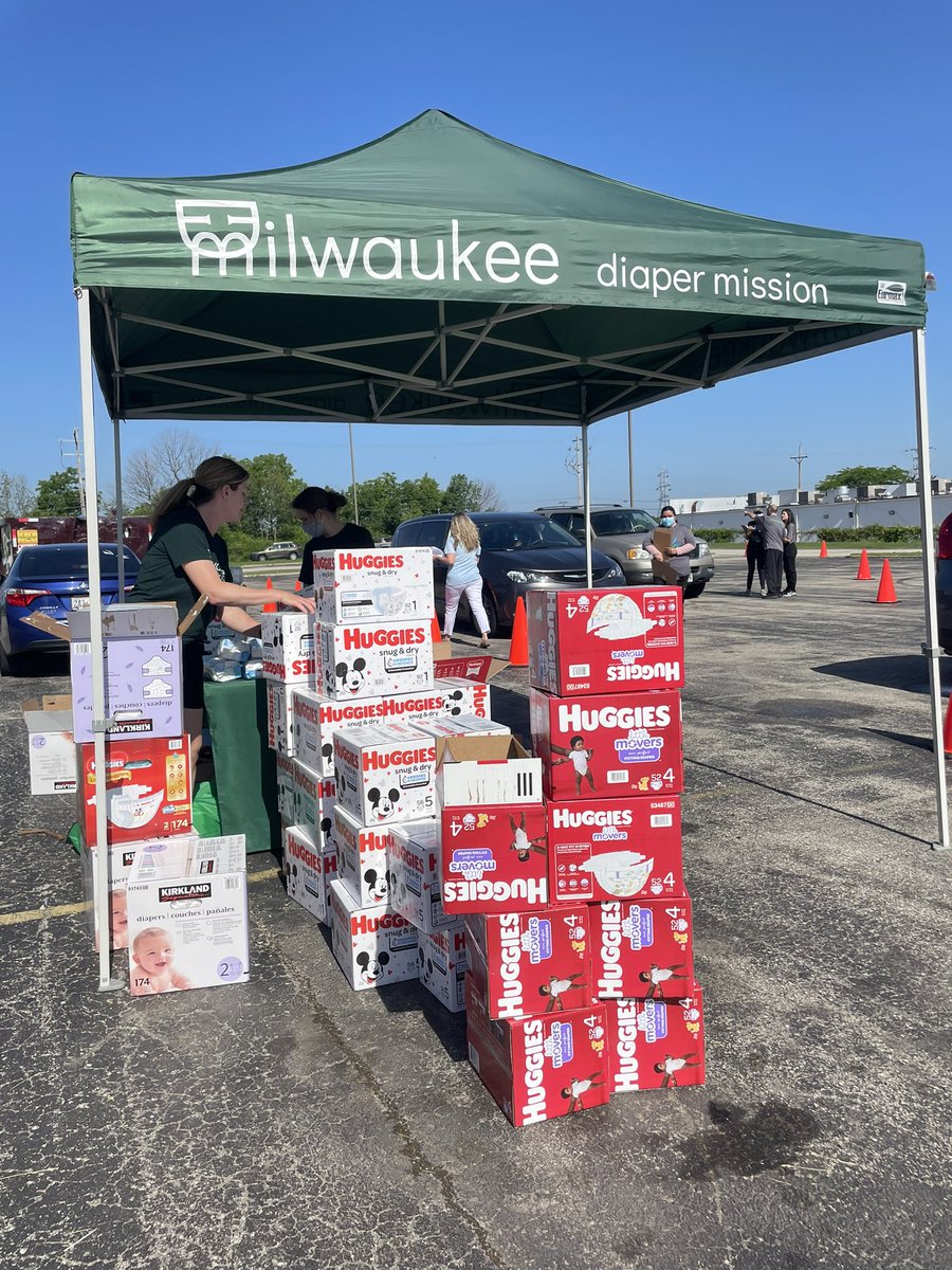 The event is a partnership between Capri Communities, @MKEdiaper and @HayatRx to bring much needed relief to area families. Diapers and other products are also being provided.