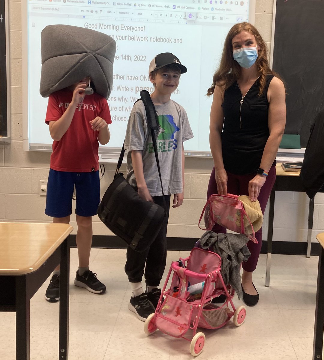chapmajo55's tweet photo. “Anything but a backpack Day!” Total fun!!! @crgummow @kprschools #anythingbutabackpqck #junedays https://t.co/1B3bGIbL9i