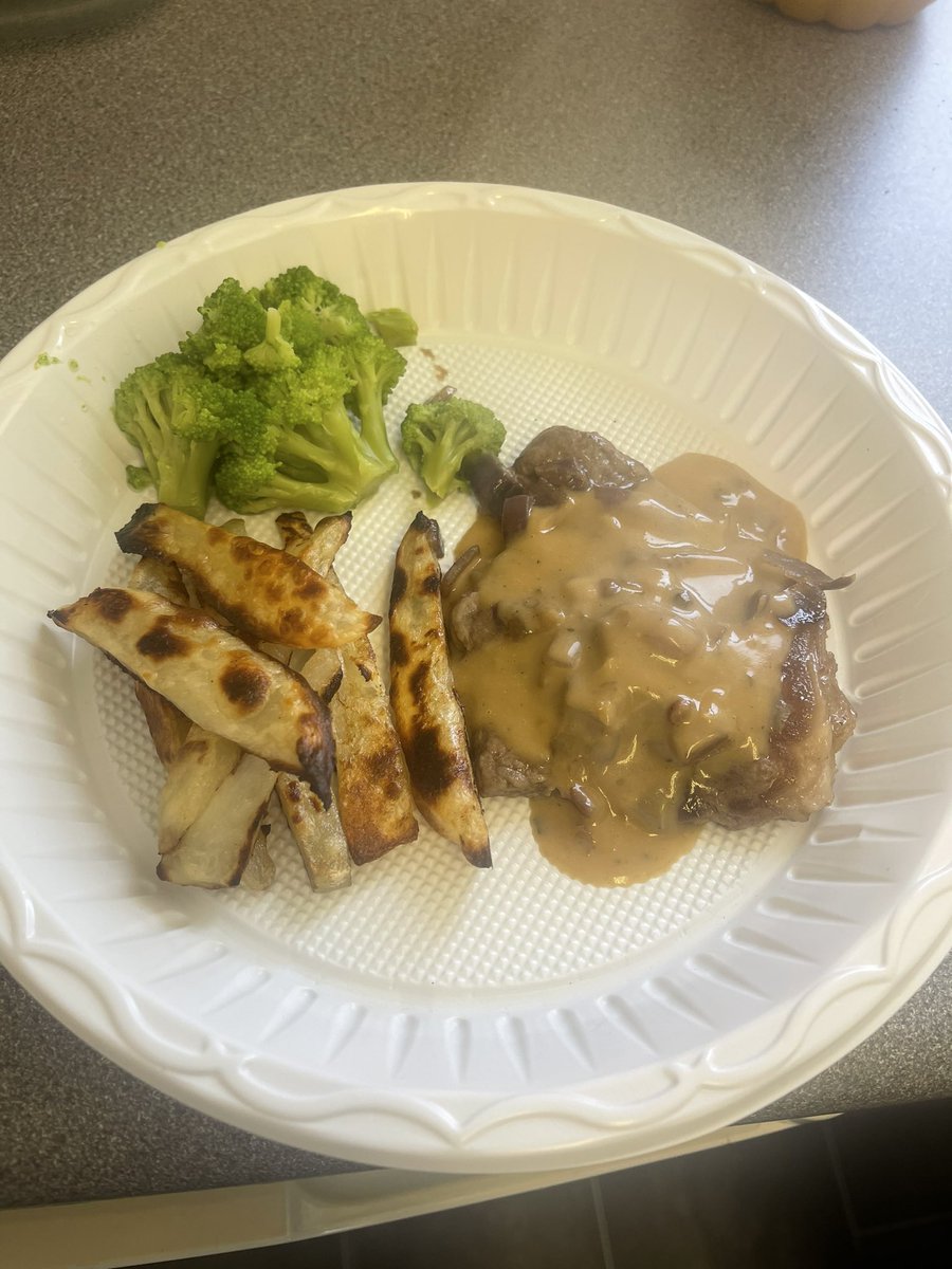 A fantastic effort today from all our pupils who are completing their BTEC L1 in Home Cooking. The pupils cleaned, prepped, cooked and ate like kings today! #MasterChef #food #btec #cooking #gcse @PearsonBTEC <a href="/kirstyannepugh/">kirsty-anne pugh</a> <a href="/TheAltSch/">TAS Group</a> <a href="/tasbarnoldswick/">TAS Barnoldswick</a> <a href="/tasstjames/">St James Alternative School</a>