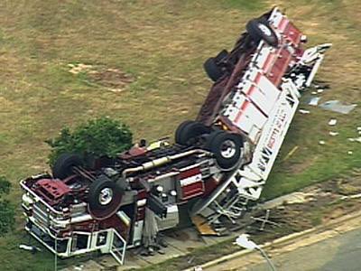 BillyGoldfeder's tweet image. APPARATUS CRASH VIDEO. Thinking that many younger Firefighters haven’t seen this video &amp;amp; especially the interviews with those Firefighters involved. Please pass this on. 
youtu.be/OgM2e7VTEGY @IAFC_SHS @rpffa548 @RaleighFire   @RW911 @usfire @DrLoriUSFA @legeros #firefighter