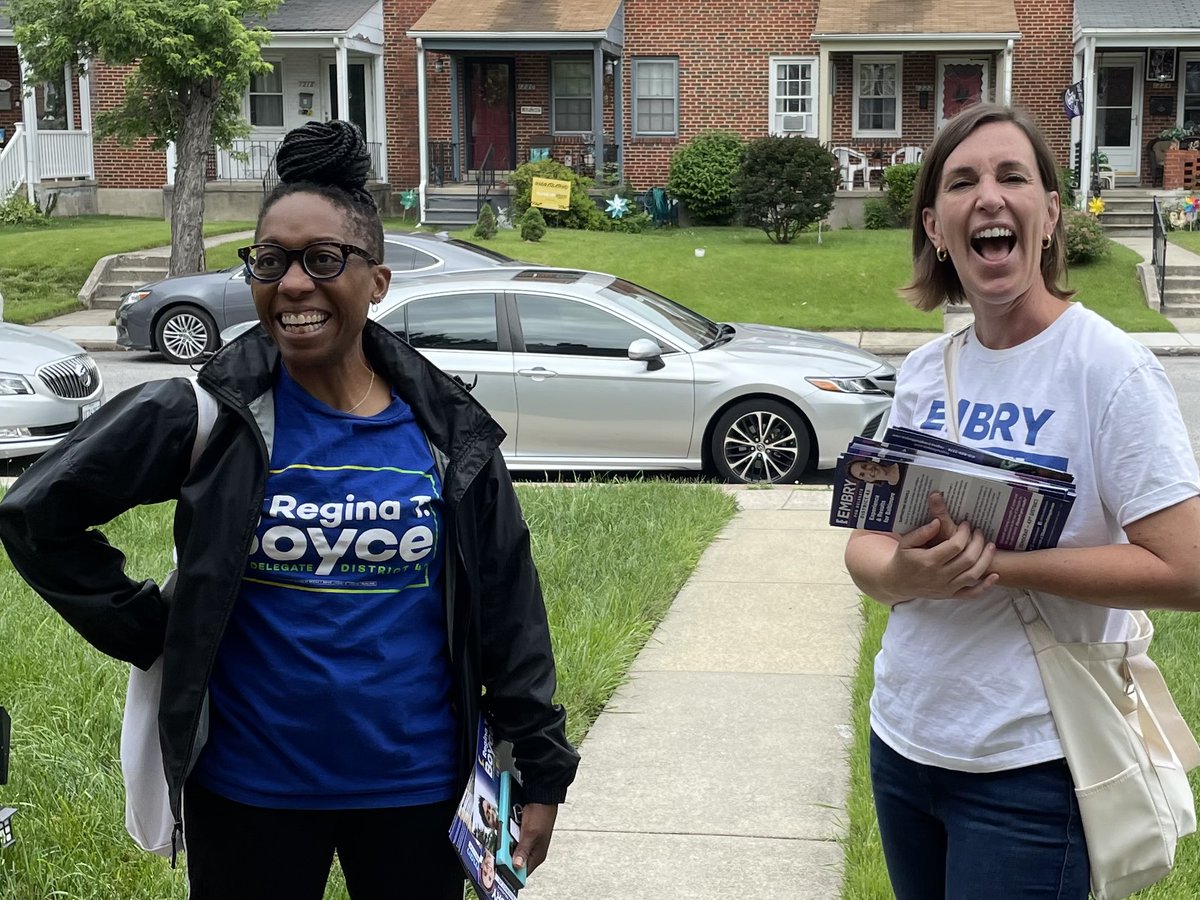 Embry4Delegate's tweet photo. Boyce-Embry Team Campaign Take of the Day:
The only way to do it right, is to love what you do!
@reginatboyce
#inspiredcampaign #BoyceEmbry #EmbryforDelegate #ReelectBoyce #District43ATeam #womenleaders #joy #experiencematters https://t.co/sLe2BMk0qv