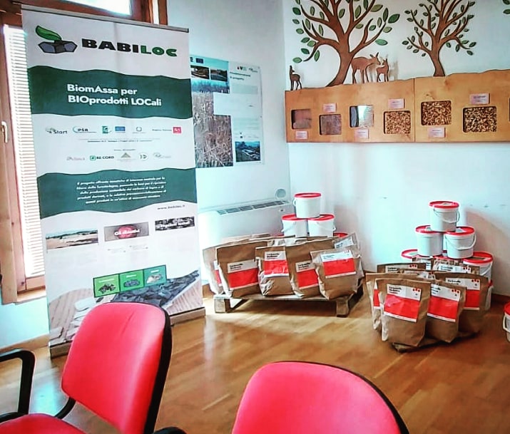 recordbioenergy's tweet photo. Tutto pronto per l'evento conclusivo del progetto #BABILOC che si terrà domani presso il Centro Formazione Forestale Professionale di Rincine, Londa (FI).
Tanti i relatori del workshop e tante le sorprese che aspettano i partecipanti.
#biochar #economiacircolare #bioeconomia https://t.co/uYCgBp2or5
