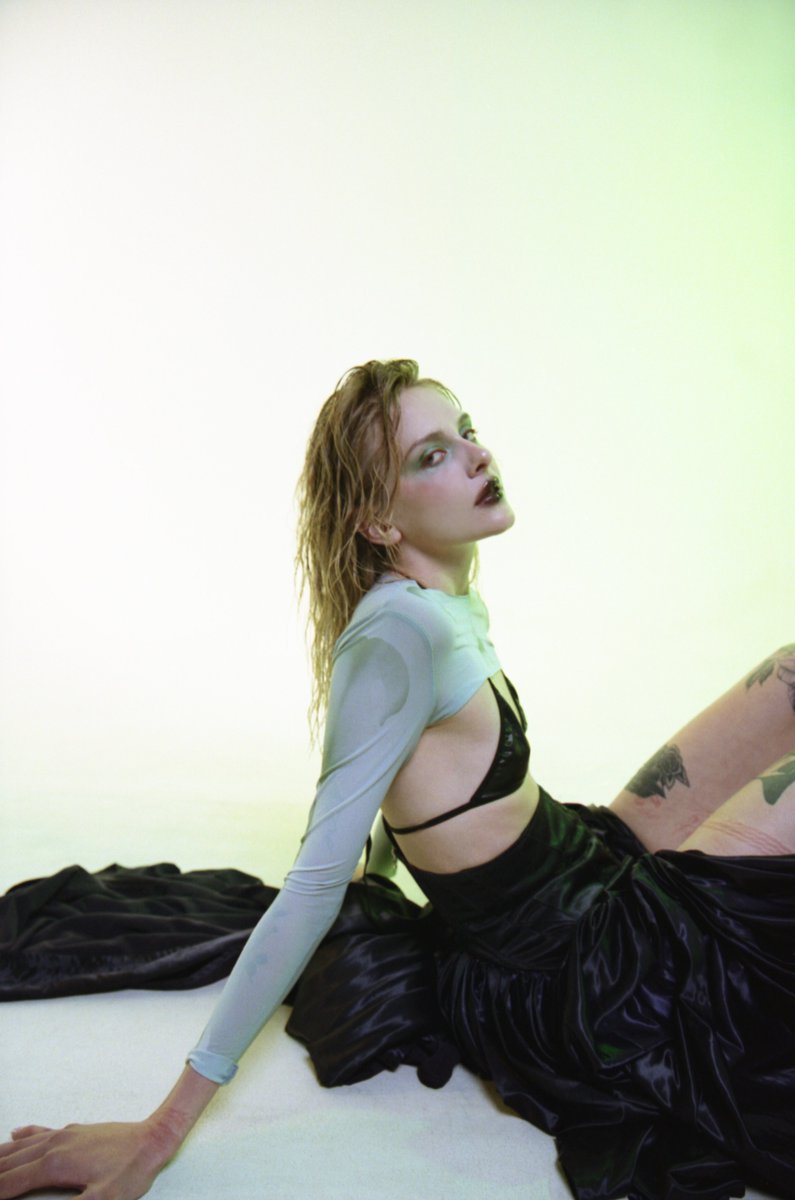 Had the absolute Pleasure to interview @sofiakappel for the latest <a href="/PolyesterZine/">Polyester</a> &amp; <a href="/mubiuk/">MUBI UK & Ireland</a> collab!! Feel honoured to be sat amongst amazing content about the film too, <a href="/LydiaCaradonna/">Lydia 🤠</a>'s essay in particular 💕💕

polyesterzine.com/pleasure-mubi