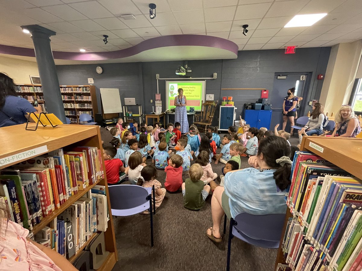 MsMcgoey's tweet photo. Kindergarten Mr. Wiggles Adoption Day at Stratfield!!! #fpsct https://t.co/3R6oRVGf6j