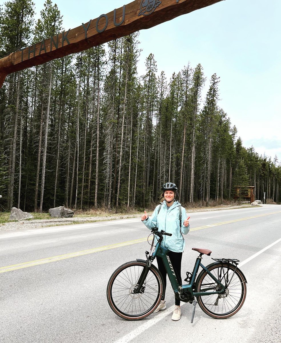 cottagedaze's tweet photo. Biking the Bow Valley Parkway with @rosskayla_ from Banff to Lake Louise is currently #bikesonly Well the #wildlife corridor also allows bear, sheep, elk, moose, deer + @BanffNP @banfflakelouise @UltimateBanff https://t.co/8G3rbIY2uw