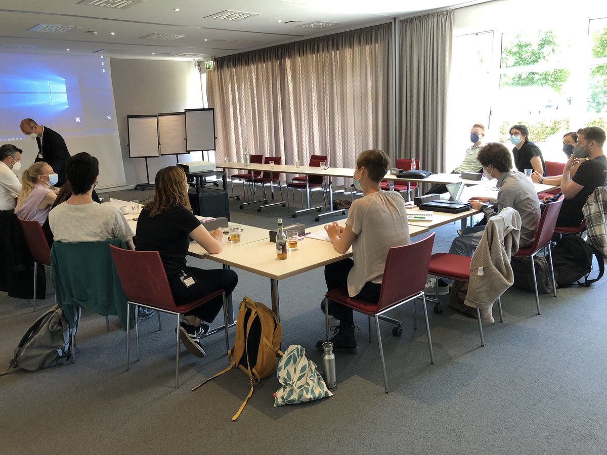 ConCO2rde's tweet photo. Today our ESRs were recieved at @Evonik in Marl, where they gained insight into cutting edge industrial biotechnology #evonic @clibcluster #msca #h2020 #biotechnology https://t.co/oL1jT945P1