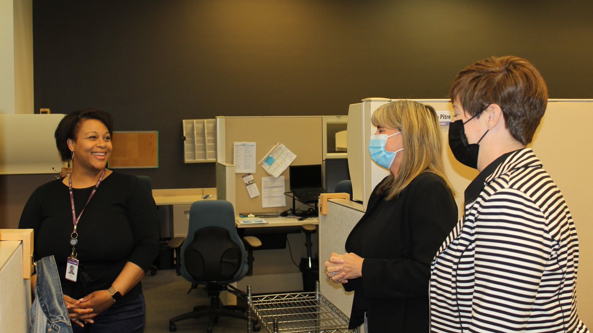 Cyn_Martineau's tweet photo. Today I visited with @CentralEastLHIN staff and enjoyed talking about the important work we do in home care. https://t.co/I9HBumVxq1