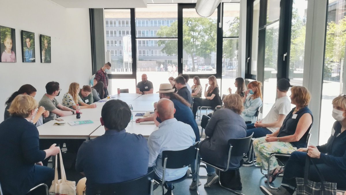 Vielen Dank an die mega Gaming-Session <a href="/diesdasmedien/">Andreas Langer</a> ♡
Gameskultur gehört in Bibliotheken! #netzwerkmedienbildung #gaming