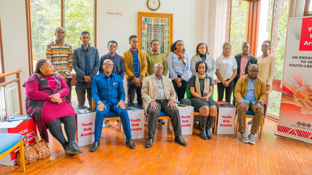 saraezrateri's tweet photo. Today I participated in a @youthhubarusha opening ceremony event for a 2 day #Youth #Govervance & #leadership camp for young people and their organizations in the #Arusha area @MSTCDC.
Asante #Arumeru DC Mhe. Eng Richard Ruyango for officiating this event.
#vijana #fursa 🇹🇿 https://t.co/MNV74s2Kgb