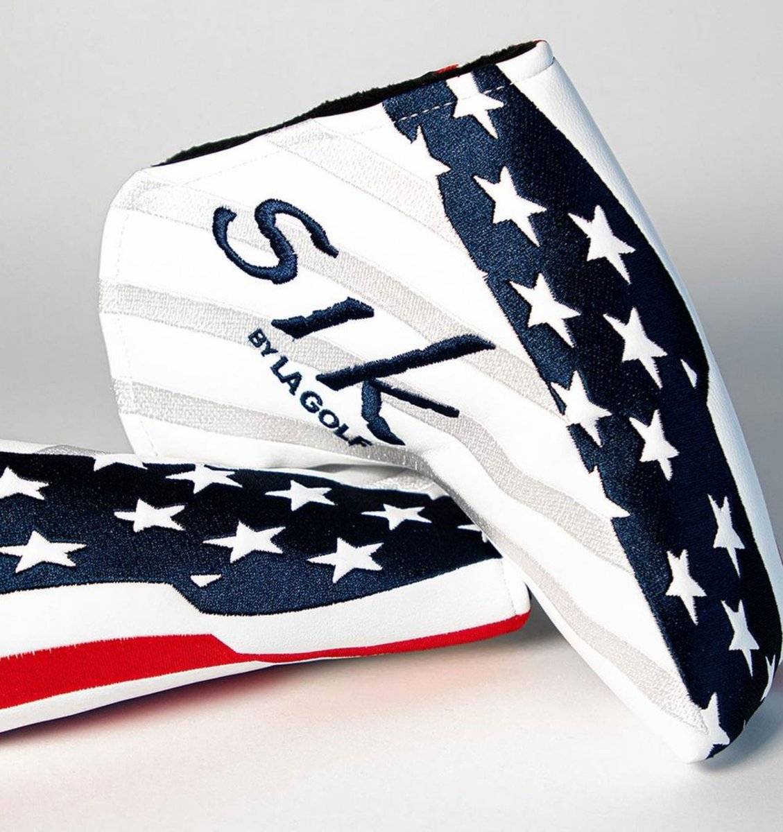 Loving this USA Edition SIK putter from our Custom Works department. This latest creation features SIK’s popular, the Pro Plumber’s neck, in a red and blue effect PVD with a USA flag face, LA GOLF P Series 135 shaft with flag decal and Headcover.
#SIKgolf #ChangeTheWayYouRoll