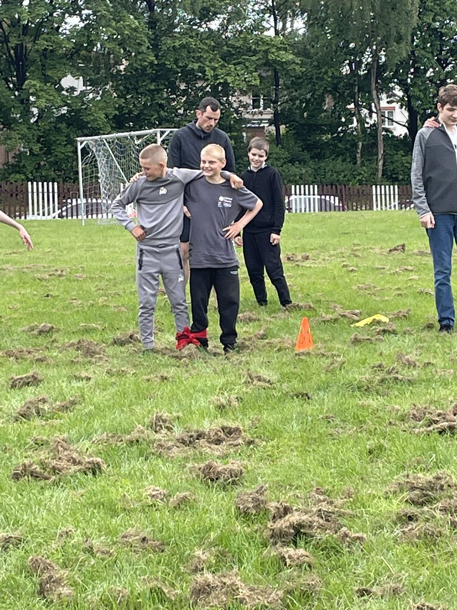 clackscsss's tweet photo. Secondary school sports day was a great success. Well done to all pupils and staff ๐#ExcellentFun https://t.co/PxujJGa14w