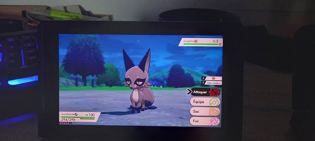 PoisseuxT's tweet photo. Second shiny Full Odds trouvé par les Poisseux hier soir (on met un peu de temps à poster) c'est une magnifique Goupilou trouvé par Nargax qui a décidé de briller hier en 2,034 rencontres. https://t.co/Ex0z6JDJCB