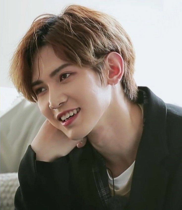 yankaaaa3's tweet photo. 🎂 Happy Birthday, Yeosang! 💖
#오늘구호는_여상아_생일축하해
#OurHappinessYeosangDay
#OurAceYeosangDay https://t.co/uzTzuB2AGs