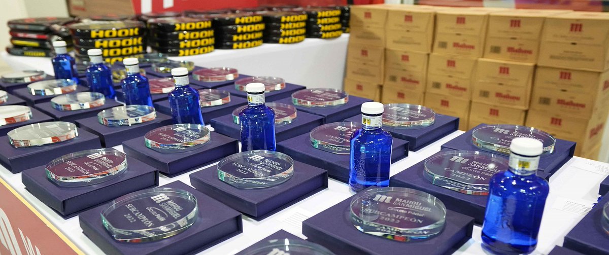 Hook Padel tweet media