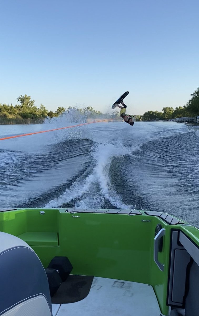 Dustin Hammerschmidt tweet media