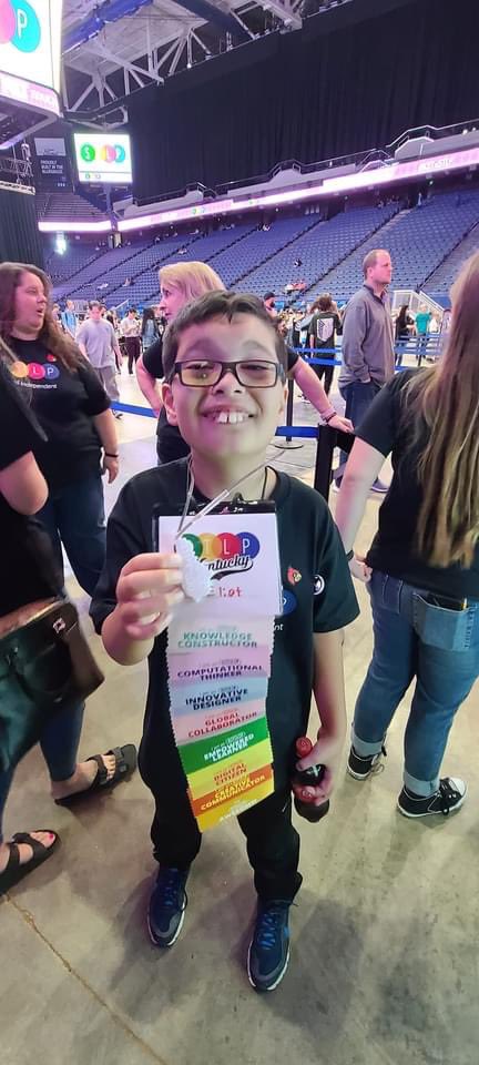 How amazing is this young man?! He made it to <a href="/STLPKentucky/">STLP Kentucky</a> championship level with his Minecraft product AND collected Kentucky tech standards ribbons by completing activities ❤️🖤 <a href="/KentuckyDLC/">KYDLC</a> <a href="/MayfieldSchools/">MayfieldSchools</a>
