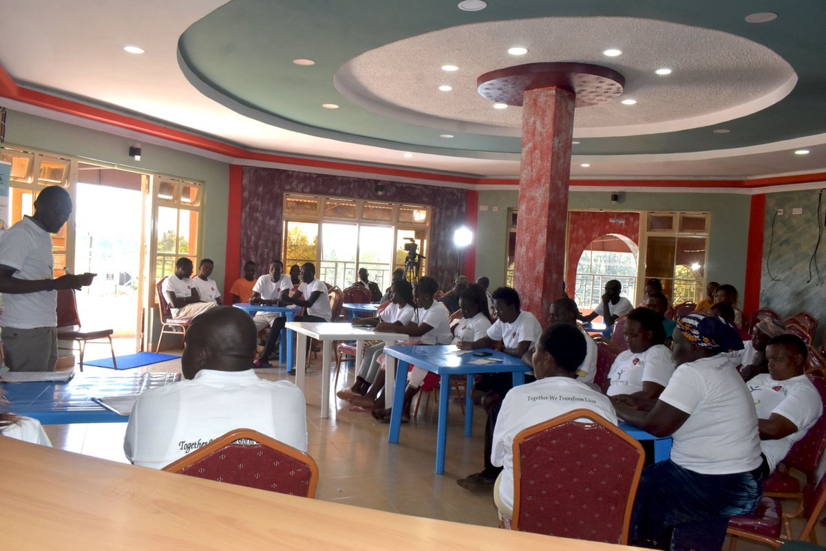 cohecf_kenya's tweet photo. COHECF KENYA in partnership with Global Liver Institute conducted educational training awareness on Non-Alcoholic Fatty Liver Disease (NAFLD) and its advanced form NASH at Deckel Hotel, Kitale.
#NASHDay #StopNASHNow https://t.co/Tkzf0KjoMB