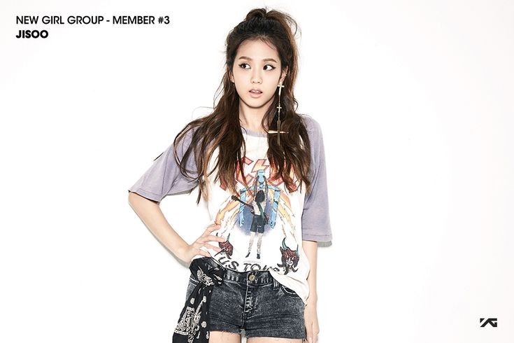 jichuhourly's tweet photo. 6 beautiful years with new girl group - member #3 

SIX YEARS WITH JISOO
#IdolJISOO6thYear https://t.co/YYGvTDSlqr