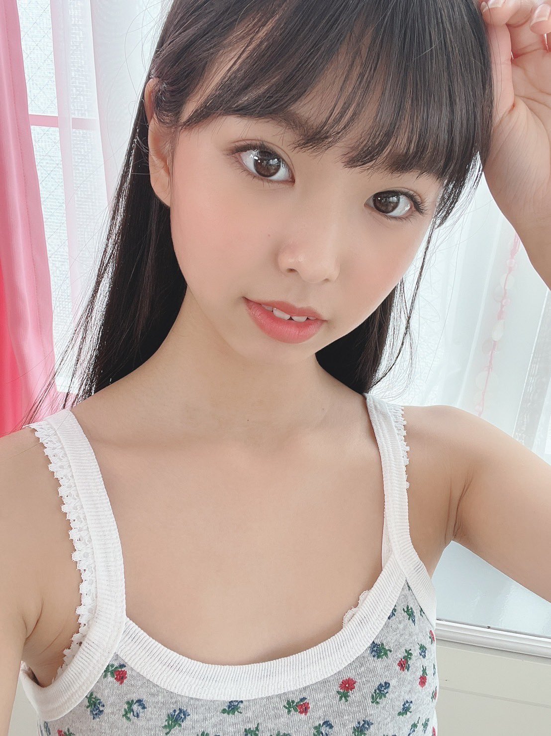 無修正　ロリ　マンコ  / X