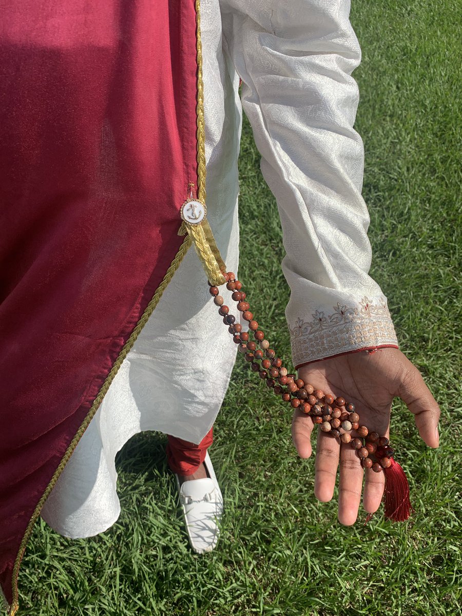 Anu_Kingship913's tweet photo. Heaven High 🙏🏽
🚨“Moroccan 🔥 Flare - Cape”🚨 
A New Collection that is being added to, “Th Anu-King Dynasty™” Apparel Line - Anumi Artisan! Will be available once ReOpened! Moor to Anticipate X Moor to 13💕 X Moor D.R.I.P SEASON! 

Mod of El: @bey_tae 
(Video Below) https://t.co/CAQe111nn8