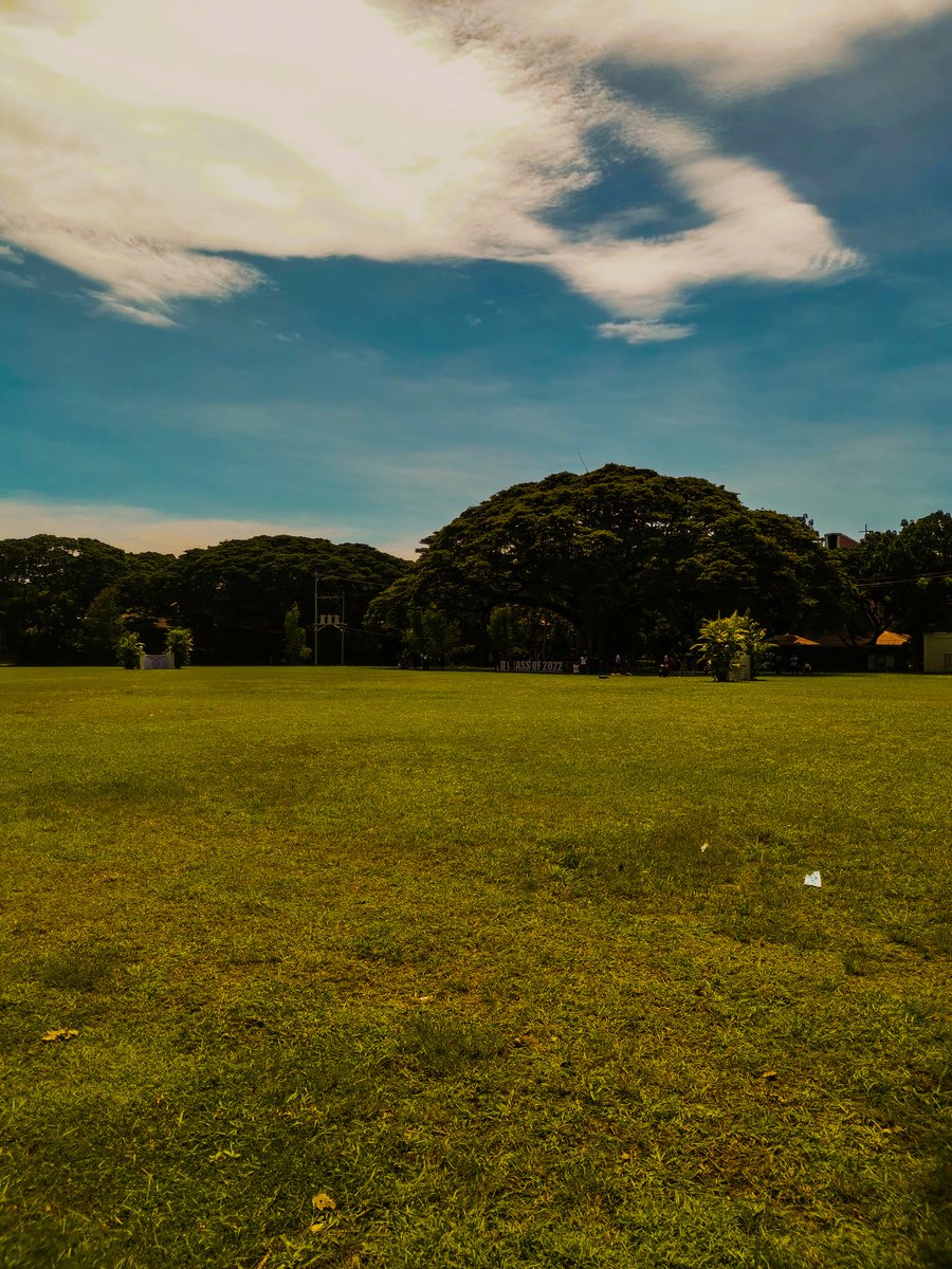 hoykyahkarl's tweet photo. Walking in @silliman_u feels like visiting an old friend. Every step feels like I'm walking down memory lane 😊 https://t.co/pXgaRWfnYp