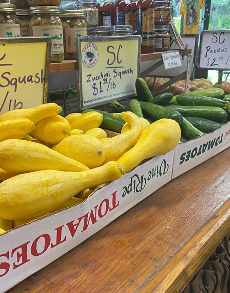 KingsFarmMarket's tweet photo. Oh my squash! Have you seen our delicious produce this season?! 😍
-
https://t.co/qPbB9kdtmh
.
.
#KingsFarmMarket #EdistoIsland #SouthCarolina #CertifiedSC #FarmMarket #FarmGrown #HealthIsWealth #ShopLocal https://t.co/TNlG5ngpul