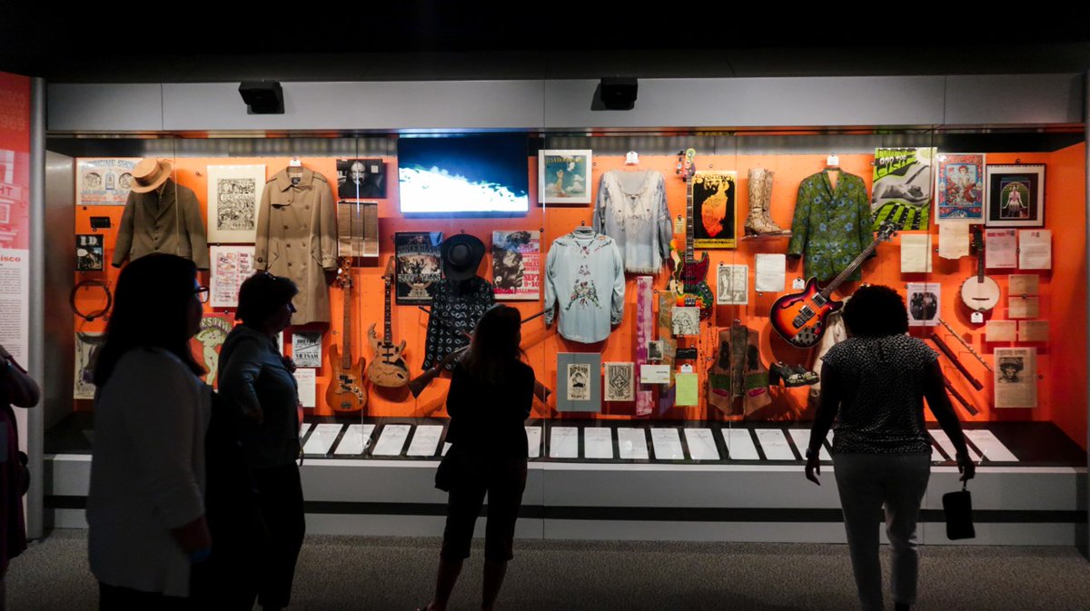 NAEYC's tweet photo. Last night after Institute, we rocked out at the world-famous Rock and Roll Hall of Fame! After a day of informative sessions and making connections, we grooved to the music in the legendary hall dedicated to the greatest people and events in music history. #ECERocks #naeycINST https://t.co/W86fwhbBYe