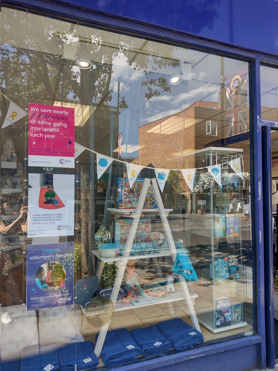 ElmParkShop's tweet photo. Today's window display

#blue
#CRUK
#PRIDE
#LOVE
#CHARITY
#ELMPARK
#HAVERING https://t.co/eyQkv7pZxS