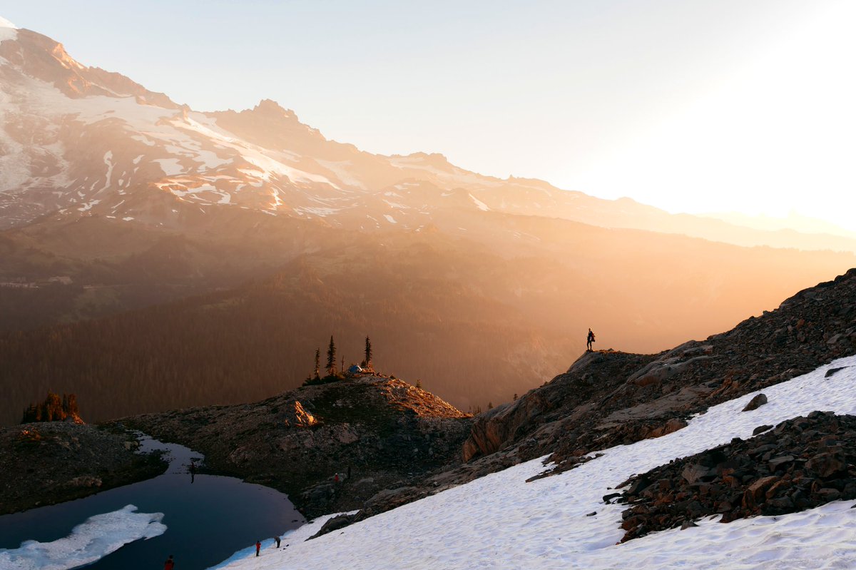 Jonahmoose's tweet photo. An alpenglow gm to you.✌️ https://t.co/Pbh5ioTWP2