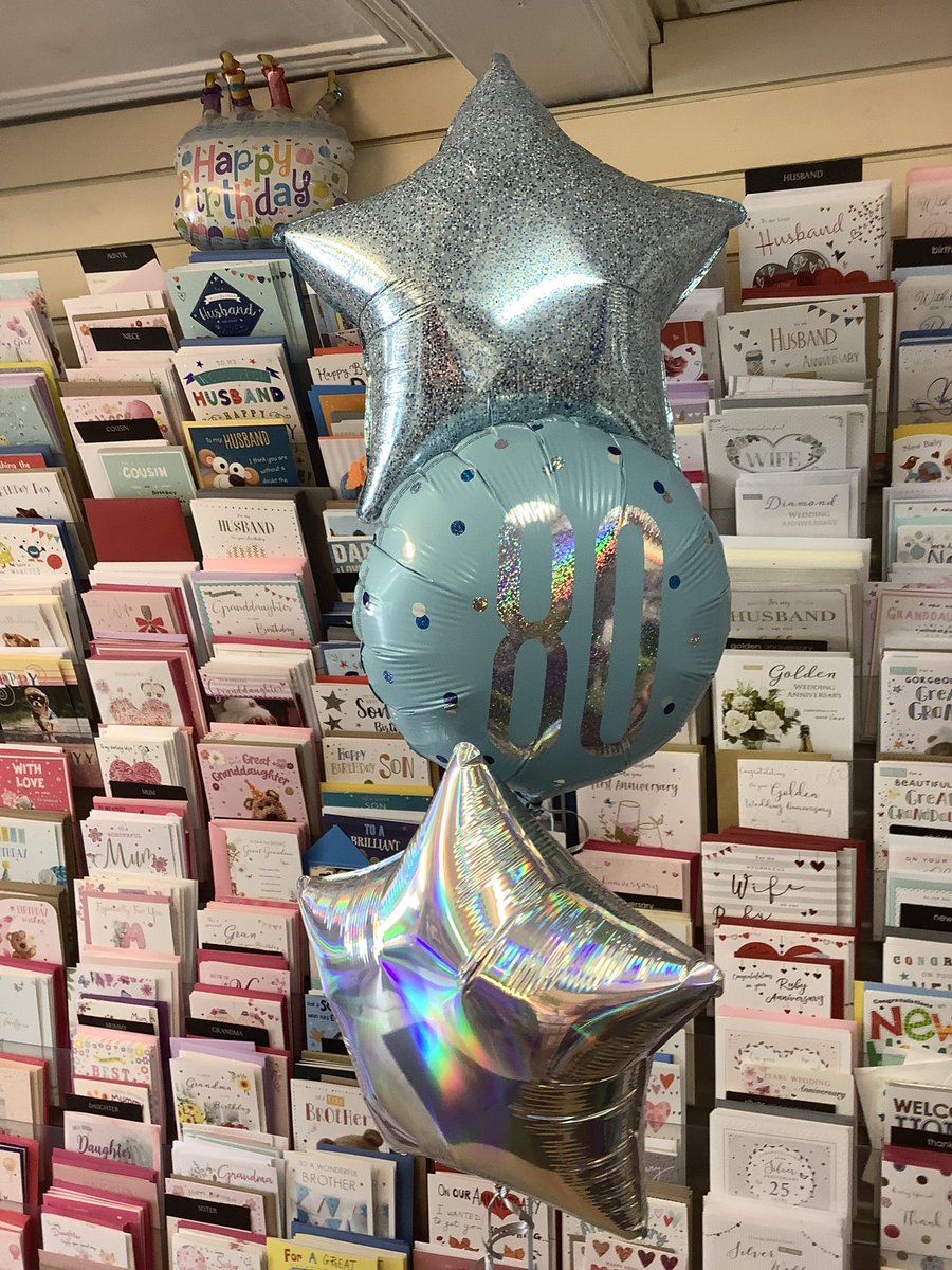 PassTheParcelUK's tweet photo. Classy balloons for a birthday celebration 🥳 https://t.co/O9XRHYc8JN