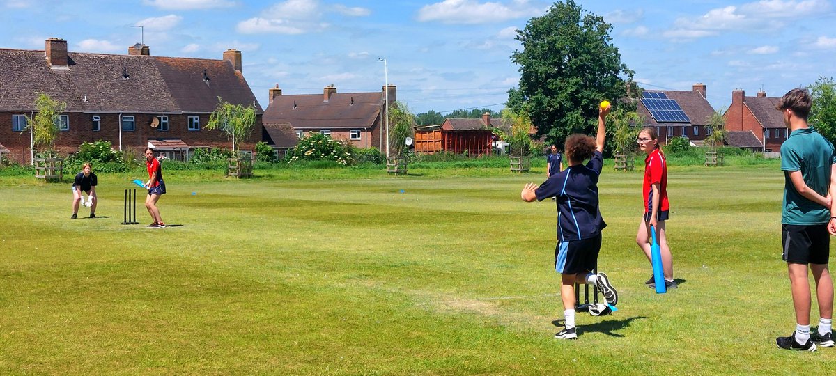 WiltsCricket's tweet photo. Everyone having an action-packed afternoon at the 'Wiltshire Cricket Chance to Compete Girls Under 15 County finals day', Hardenhuish from Chippenham and Kingsbury Green from Calne compete to play in the final for the opportunity to attend the Regional Finals Day at St Cross CC. https://t.co/DTC2qWPRnb