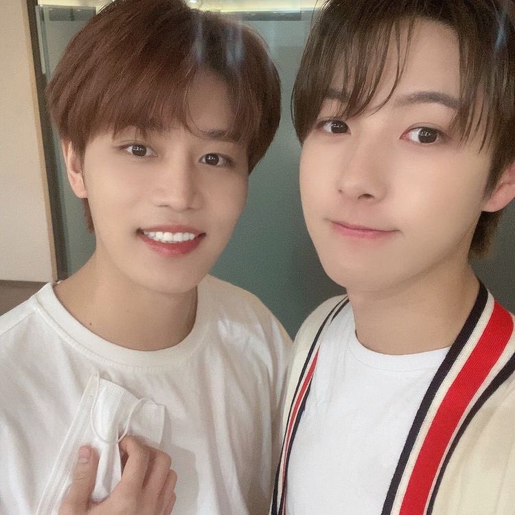 do0_dydy's tweet photo. ˗ˏˋ 𝐇𝐚𝐩𝐩𝐲 𝐓𝐚𝐞𝐢𝐥 𝐃𝐚𝐲  ˎˊ˗ 

これからも素敵な歌声を聴かせてね😭

#HAPPYTAEILDAY
#itsTAEILtime
#달이_선택한_단한사람_문태일
#태일은_우리를_비추는_빛 https://t.co/3esKYY8wZl