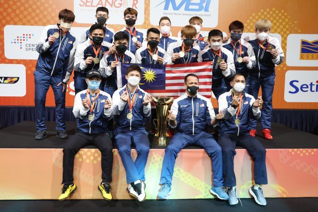 sengfoo88's tweet photo. 🏸Asia Championships🥇🥇
🏑Men's Asia Cup🥈
🏑Men's FIH World Cup✈️
⚽AFC Asian Cup✈️

It's truly the Year of the Tiger. 🇲🇾 https://t.co/HYGVOaxfnm